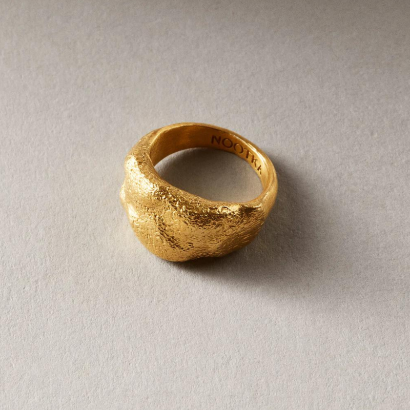 SIGNET RING IN GOLD