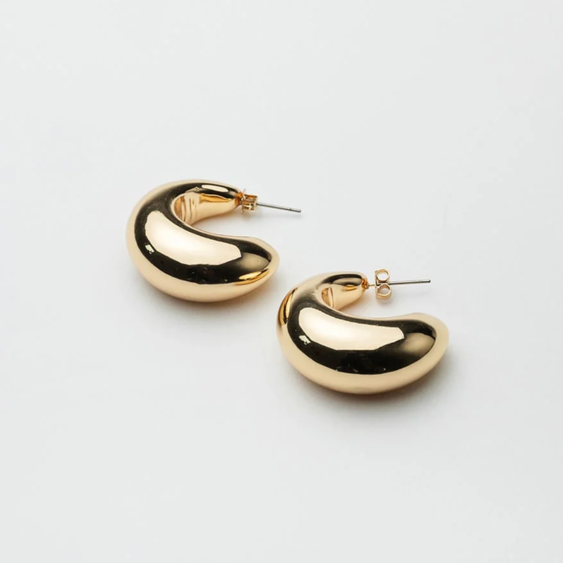 SAM HOOPS IN GOLD