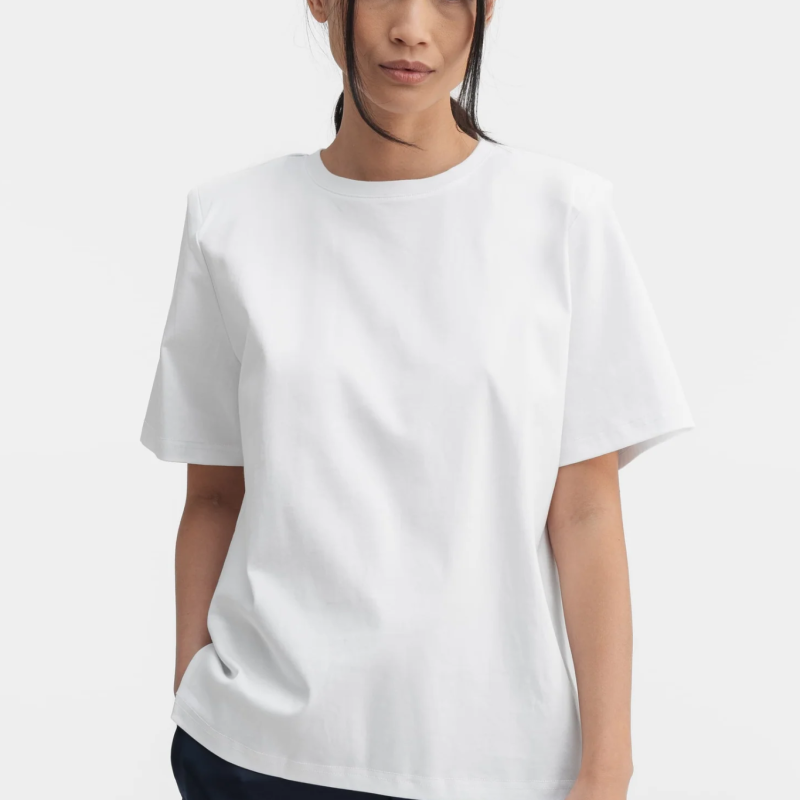 OKAYA TEE IN OPTIC WHITE