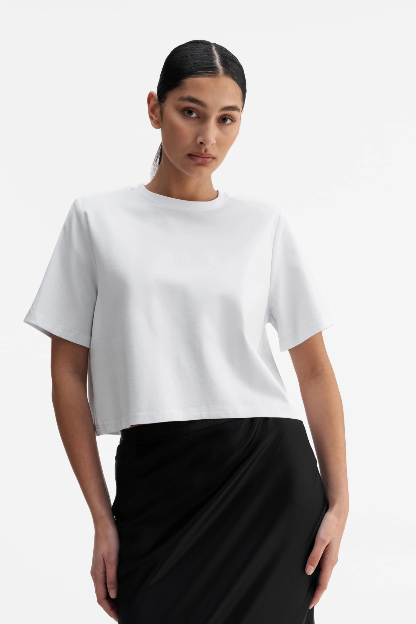2 AHLVAR GALLERY OKAYA CROPPED TEE WHITE - Image 1