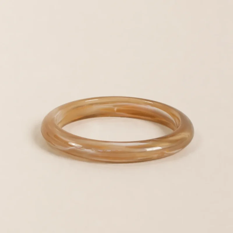 adelæ VERA CLASSIC LIGHT SAND BANGLE