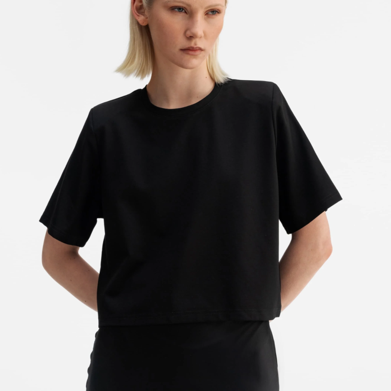 AHLVAR GALLERY OKAYA CROPPED TEE BLACK