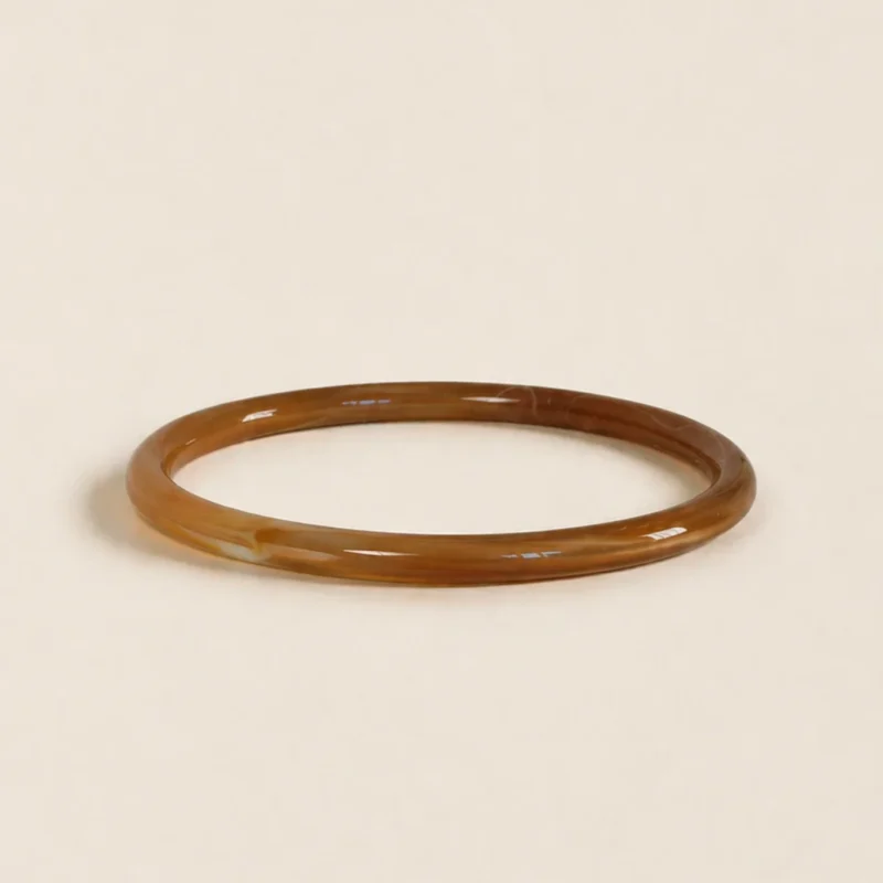 adelæ LIV THIN CAMEL BANGLE